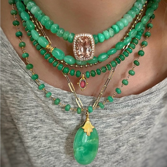 Jacquie Aiche Pave diamond and Kunzite center stone  rose-gold necklace. - Picture 2 of 16